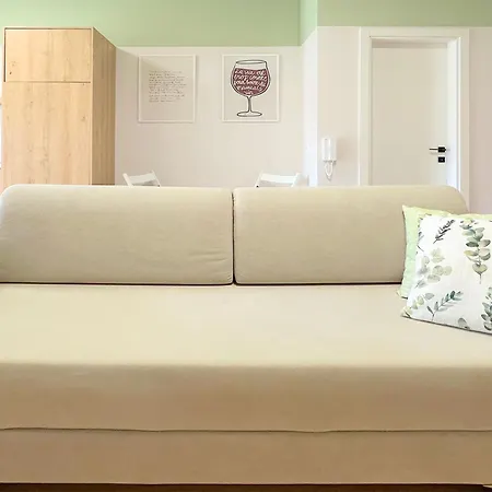 Premium Riviera Apartment- Ac,parking,comfort *