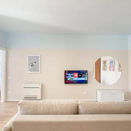 Appartement Premium Riviera Apartment- Ac,parking,comfort *